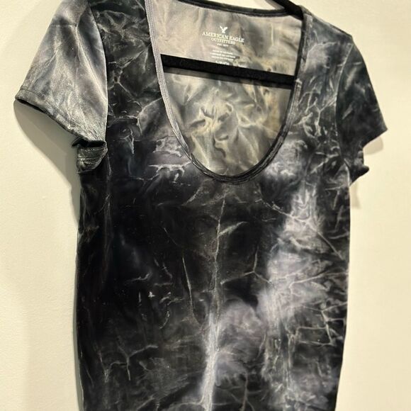 American Eagle Women’s Velvet T-Shirt - Black Tie Dye, Size Small - Picture 2 of 8